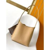 ราคา LOUIS VUITTON Low key Hobo PM กระเป๋าสะพายหนังโลโก้ตัวอักษร M25353 91 (27432238287)