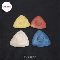 ราคา หมวกแก๊ปลายเย็บผ้า ตราสิงโต/ ลายเย็บผ้าสิงโต (1 ชิ้น) (41264663484)