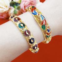 ราคา กำไลคลิปล็อคงานสุโขทัยลงยา เส้นผ่านศูนย์กลาง 5.5 cm กำไลทอง งานลงยา สร้อยข้อมือทอง ทองไมครอน (19016267225)