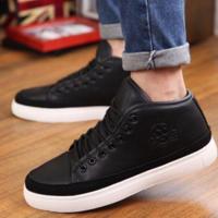 ราคา รองเท้าลำลองผู้ชาย รองเท้าหนัง PU แฟชั่นเกาหลี แบบเชือกผูก ทรงหุ้มข้อ สีดำ พร้อมส่ง (1219891845)