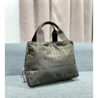 ราคา กระเป๋า Charles Jourdan Handbag มือสองของแท้ (12395404191)