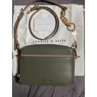 ราคา Charles & Keith พร้อมถุงผ้า ของแท้ มือสอง (14827035291)