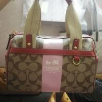 ราคา กระเป๋า​Coach มือ2สภาพสวยคะ​ ขนาด10นิ้ว​ ภายในสีชมพู (2171263710)