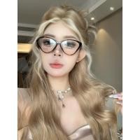 ราคา Kuku Exclusive [Crazy Beauty] Small Lace High Level Platinum Highlighted Full Head Wigs สําหรับผู้ห (28808628526)