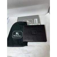 ราคา กระเป๋าสตางค์แบบพับ หนังแท้สีดำยี่ห้อ Burberrys (23619897972)