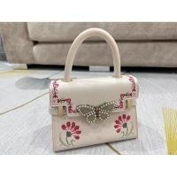 ราคา กระเป๋าถือ/สะพาย LYN รุ่น FLORENCE แท้ % (23766761114)