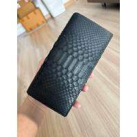 ราคา กระเป๋าสตางค์ใบยาวหนังงู PYTHON แท้% มือสอง สภาพยังสวย สีดำ ไม่มีตำหนิแตกขาด✨ (29074900632)