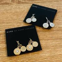 ราคา ต่างหู Marc by Mar c Jacob Jewellry Outlet เครื่องประดับแบรนด์ ผู้หญิง พร้อมส่งจากไทย (26181578378)