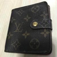 ราคา LV 2พับ ใบสั้น (1340692555)