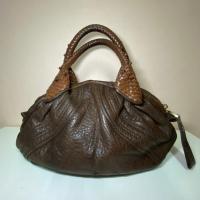 ราคา กระเป๋ามือสอง ของแท้ Fendi small Spy brown leather bag monogram lining สภาพดี (27227861596)