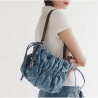 ราคา ส่งต่อกระเป๋า Mitr Scrunchy bagสะพาย1ครั้งค่า (41415169053)