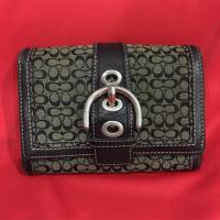 ราคา กระเป๋าสตางค์ใบสั้น Coach แท้ % มือสอง (773858422)