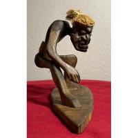 ราคา ตุ๊กตาไม้แกะงานเก่า. (18472869664)