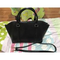 ราคา กระเป๋าmango กระเป๋าซื้อในshop ของแท้ ใช้แล้วแต่สภาพใหม่ค่ะ ไม่ค่อยได้ใช้ค่ะ (176937959)