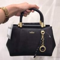 ราคา กระเป๋าหนัง Lyn แท้ สีดำ สะพาย/ถือได้ (7605743652)