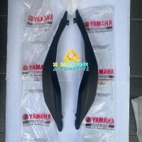 ราคา Yamaha Aerox 155 ด้านหลังขวาซ้ายด้านข้างฝาครอบ Matte สีดํา Yamaha อะไหล่แท้ FSCP (43819306393)