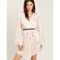 ราคา พร้อมส่ง แท้ ชุดคลุมผ้าซาติน วิคตอเรีย ซีเครต Victoria’s Secret Robe Satin Midi size XS/S และ M/L จากราคาป้าย 3,350 บาท (42269419815)