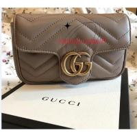 ราคา (GUCCI GG Marmont Super Mini) กระเป๋าซูเปอร์มินิสีเนื้อ กระเป๋าสะพายเดี่ยว-เฉียง กระเป๋ากล้อง ของแท้สภาพใหม่ รุ่นยอดนิยม (40002420295)