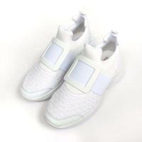 ราคา ไซส์ 38.5 NEW ROGER VIVIER WHITE SNEAKER ราคา 26,140 (5437512558)