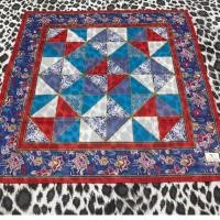 ราคา ผ้าเช็ดหน้า ผ้าโพกผม ผูกผม ผูกคอ ผูกกระเป๋า valentino garavani ใหม่ ป้ายติด สวยค่า (27039618018)