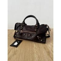 ราคา BALENCIAGA Giant Classic City (43660873437)