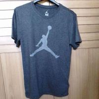 ราคา Air Jordan เสื้อยืดมือสองสภาพดี (26252983302)