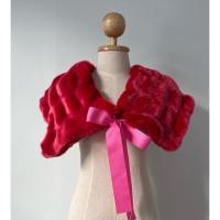 ราคา ขนเฟอร์ คลุมไหล่สีแดง (5804706400)