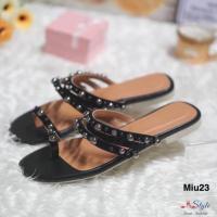 ราคา รองเท้าแตะลำลอง จากห้างดัง Harrods งานดี งานคุณภาพ แบบสวมนิ้วโป้ง แต่งดีเทลด้วย หมุดมุก พื้น นิ่ม เบา ใส่สบาย (2598526224)