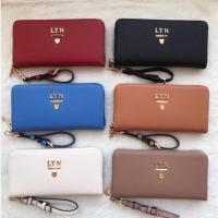 ราคา NEW✨ กระเป๋าสตางค์ LYN ขนาด 7 นิ้ว คลอใหม่ พร้อมกล่อง (5860487484)