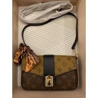 ราคา ✨กระเป๋าทรงคลัชหลุยทูโทน✨ (10553381714)