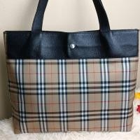 ราคา กระเป๋า​แบรนด์เนม​มือสอง ของแท้ BURBERRY​ Shopping bagของแท้1️⃣0️⃣0️⃣✔มือสองสภาพใหม่ (9154755186)