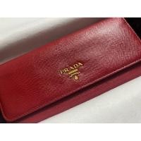 ราคา Prada มีกล่องมีใบเสร็จครบ มือสอง (29313540510)