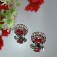 ราคา ต่างหูเงิน92.5ชุบทองคำขาวประดับพลอยทับทิมแท้ล้อมเพชรCZเกรดAแบบสองชั้นชั้นในล้อมเพชรทรงบาเก็ตสวยงาม (10282868909)