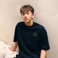 ราคา drew house จัสติน บีเบอร์ จัสติน บีเบอร์ จัสติน ปักยิ้ม กับเสื้อยืดแขนสั้นลำลองคู่ (17947425120)