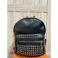 ราคา เป้หนัง PU ทรง MCM แต่งหมุด หนังสวย ไซส์ 10 นิ้ว ขาย 250 บาทค่ะ (25330963235)