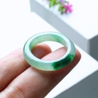 ราคา แหวนหยกขาวใสเนื้อแก้วติดมอสเขียวจักรพรรดิ size 60 mm งานหยกพม่าแท้สีธรรมชาติ✨ (41368180406)