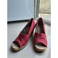ราคา รองเท้าส้นตึกสีแดง Toms (27667156768)
