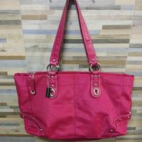 ราคา กระเป๋าสะพาย United colors of Benetton แท้ มือสองสภาพสวย (2566596032)