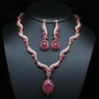 ราคา เครื่องประดับชุดเซ็ต พลอยแท้ ทับทิม สีแดง และ ชมพู - เพทายขาว เงินแท้ 925 ชุบทอง 18k (21359004645)