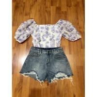 ราคา New เสื้อครอปลูกไม้ แขนตุ๊กตา แต่งกระดุม ระบายช่วงอก (9315691002)