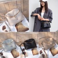 ราคา กระเป๋าสะพายข้างหนังแท้ หนังนิ่ม ทรงกล่อง (28392837044)