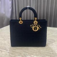 ราคา Black Large Lady Dior Bag วินเทจ ของแท้ มือสอง กระเป๋าแบรนด์เนม กระเป๋าถือ (19677073910)