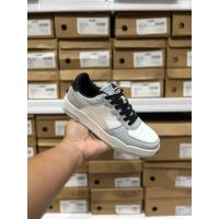 ราคา DIADORA MCKENZIE รองเท้าผู้ชาย WHITE GREY DIACA240705รองเท้าต้นฉบับ W (41224636712)