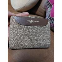 ราคา กระเป๋าสตางค์ลายจุดหนังแท้มือสองส่งต่อ120บาทสภาพดี (22679876777)