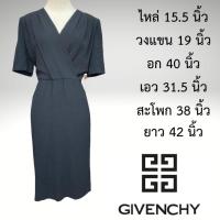 ราคา Givenchy เดรสมือสอง เดรสทรงสุภาพผ้าเนื้อดีสีดำ ตัวเสื้อทรงป้ายเอวต่อ พร้อมซับในทั้งชุด (23378113583)