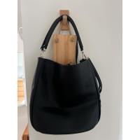 ราคา กระเป๋าสะพาย สีดำ david jones (29855887916)