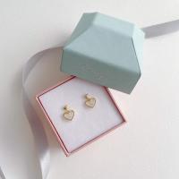 ราคา ต่างหู Gold Hollow crystal heart drop silver 925 เงินแท้ ไม่แพ้ไม่คัน มีบริการห่อของขวัญฟรี (6177908706)