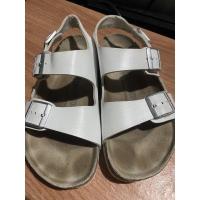 ราคา รองเท้า Birkenstock มือสอง (6897600130)