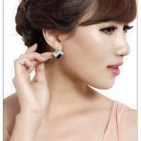 ราคา ต่างหูทรงเหลี่ยมเพชร - บาท241 (42908816898)