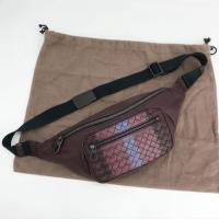 ราคา กระเป๋า คาดอก(Good Con) Bottega Belt Bag Leather เทๆถูกมากกกหายากมากๆ หนังทั้งใบรอเช็คสต๊อกก่อน (28871658511)